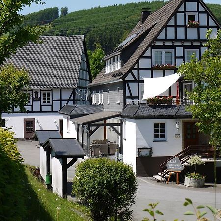 Gasthof Zur Post Schmallenberg Ngoại thất bức ảnh