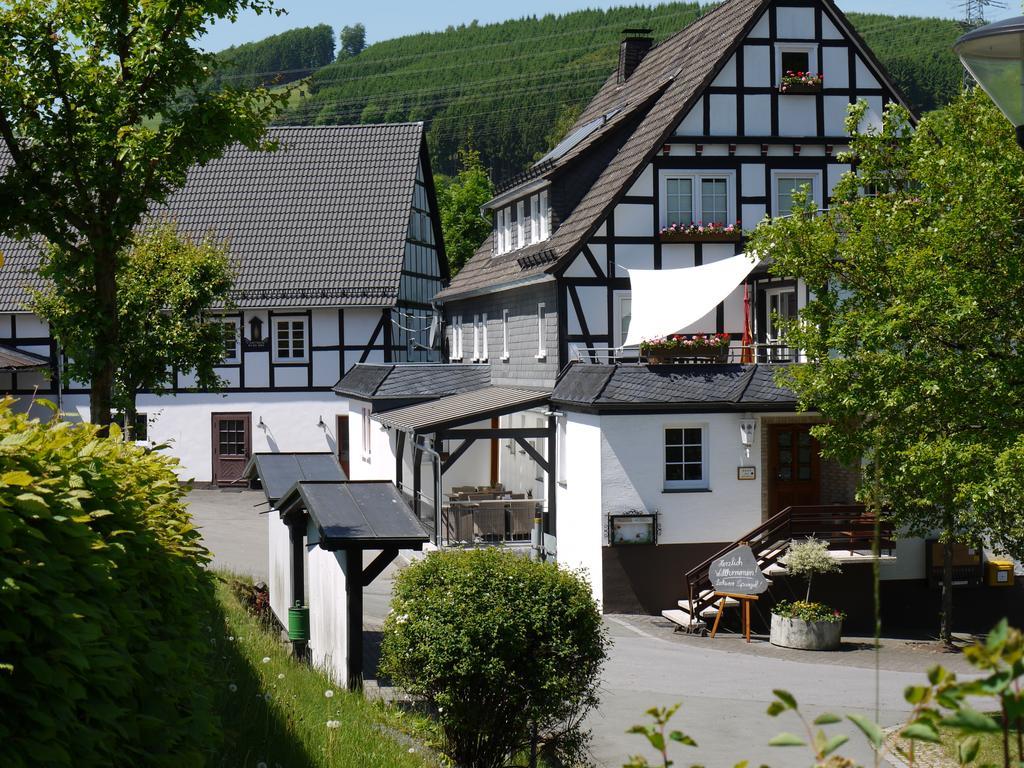 Gasthof Zur Post Schmallenberg Ngoại thất bức ảnh