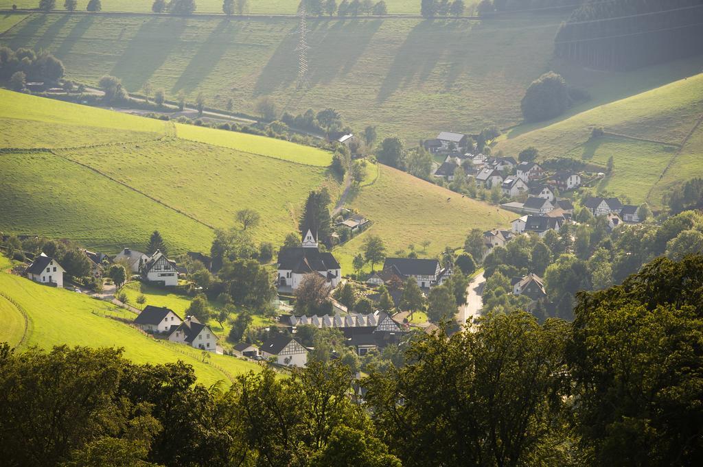 Gasthof Zur Post Schmallenberg Ngoại thất bức ảnh